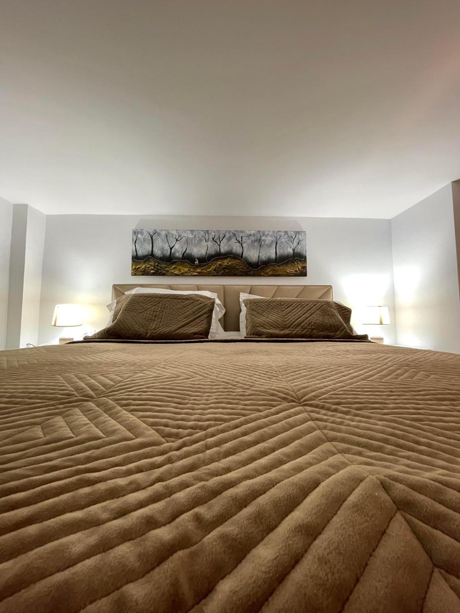 Dreamy Apartment In Tirana Exteriör bild
